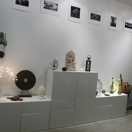 לינה וארוחת בוקר 1 Chambre, 1 P'tit Dej', 1 Sourire מונפלייה