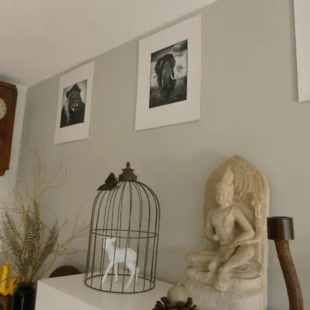 לינה וארוחת בוקר 1 Chambre, 1 P'tit Dej', 1 Sourire *
