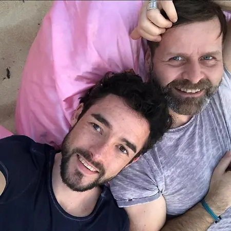 1 Chambre, 1 P'tit Dej', 1 Sourire Отель типа 