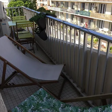 1 Chambre, 1 P'tit Dej', 1 Sourire 4*