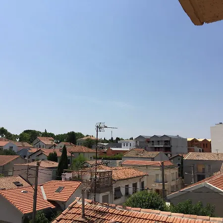 1 Chambre, 1 P'tit Dej', 1 Sourire Отель типа 