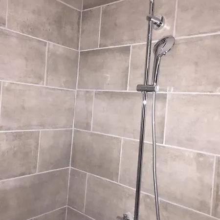 1 Chambre, 1 P'tit Dej', 1 Sourire 4*