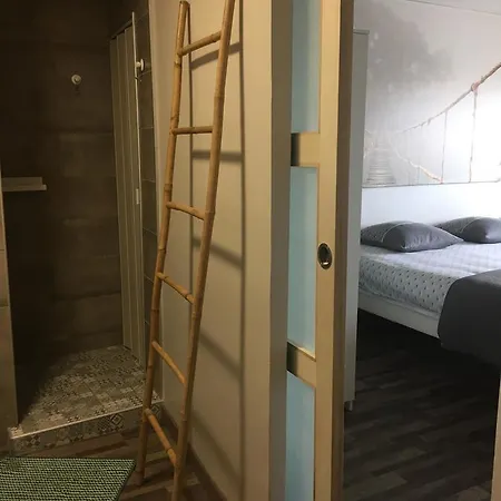 1 Chambre, 1 P'tit Dej', 1 Sourire 4* Монпелье
